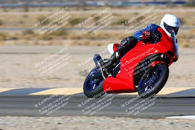 media/Jan-09-2022-SoCal Trackdays (Sun) [[2b1fec8404]]/Turn 11 (935am)/